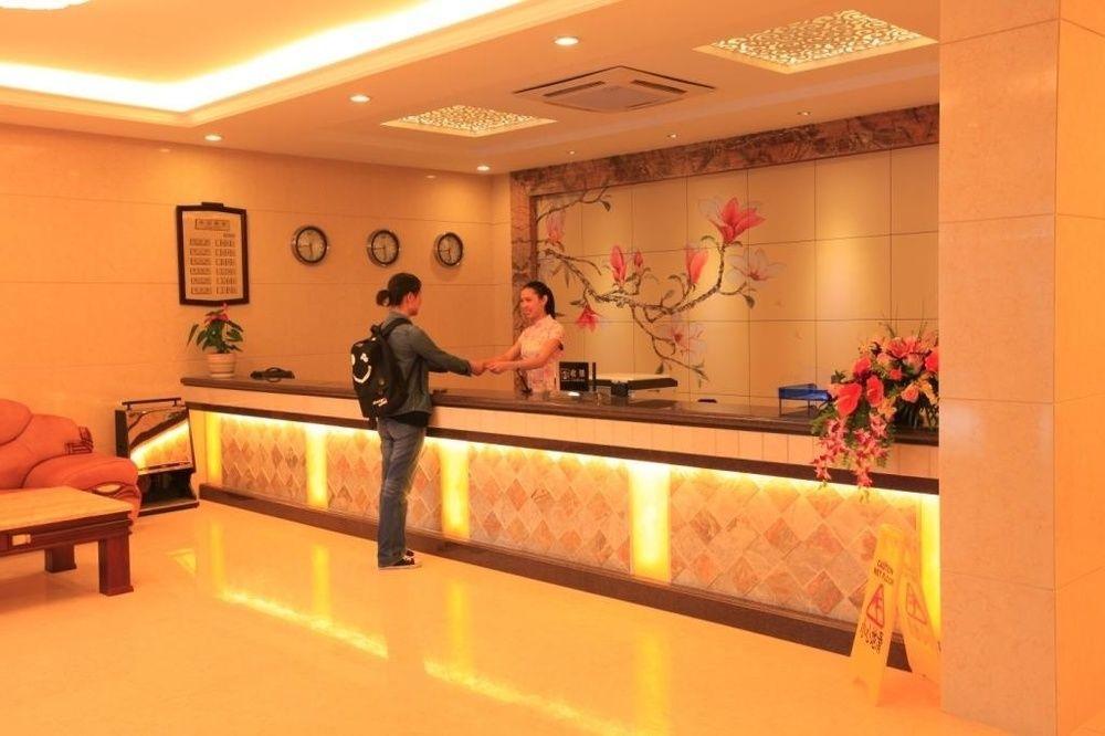 Yangshuo Hua Xiang Man Ting West Street Hotel Екстер'єр фото