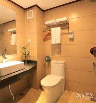 Yangshuo Hua Xiang Man Ting West Street Hotel Екстер'єр фото