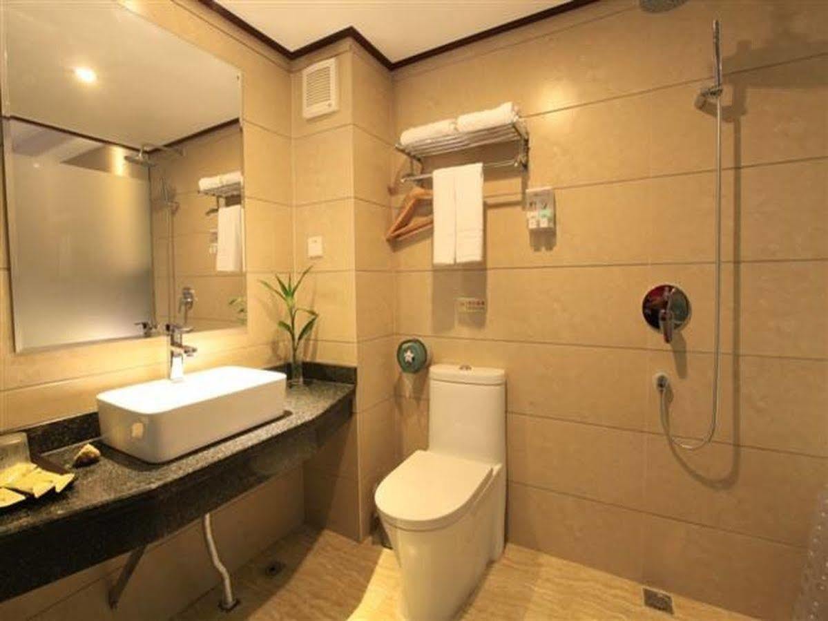 Yangshuo Hua Xiang Man Ting West Street Hotel Екстер'єр фото